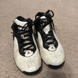 Adidas Kids Sneakers Size 6 Used